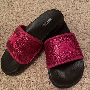 Michael Kors pink&black glitter kids size 3 slides